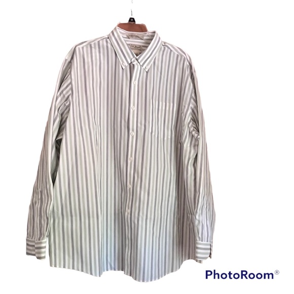 L.L. Bean Other - L.L. Bean Men’s XL Green Button Down Shirt